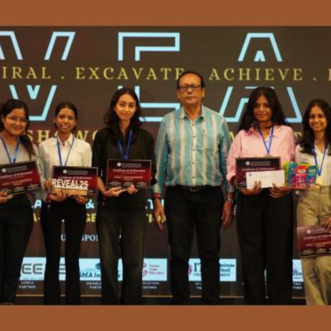 The Telegraph Edugraph featured Reveal’25 at The Bhawanipur Education Society College with 14 student-run stalls, 1,400+ visitors and standout innovations— celebrating entrepreneurship.