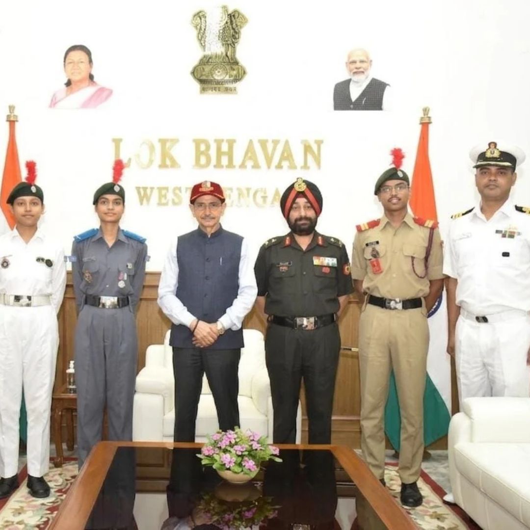 Senior Under Officer Shahab Shahid has been felicitated by the Hon’ble Governor, Shri R. N. Ravi, at Lok Bhawan
