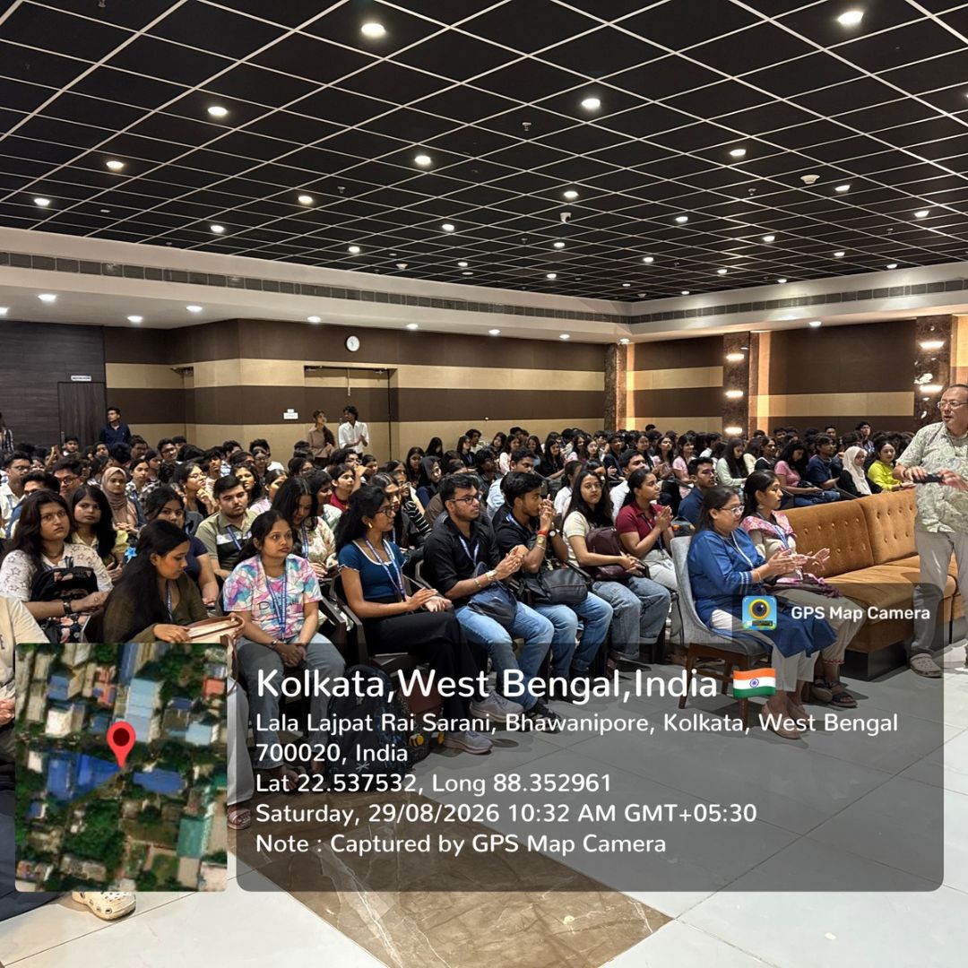 Writing in the Age  of AI: Insights into the Content Writing Industry